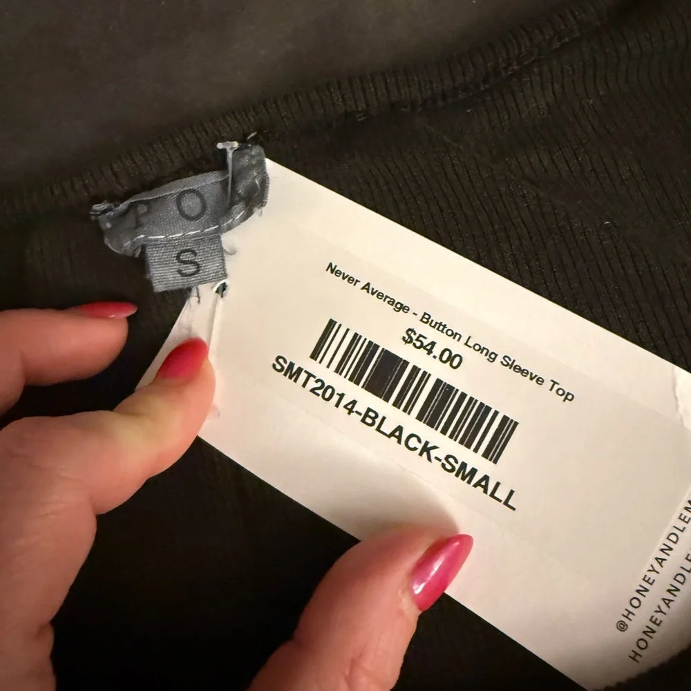 New with Tags Women's Washed Black Henley Button Top - Picture 2 of 2